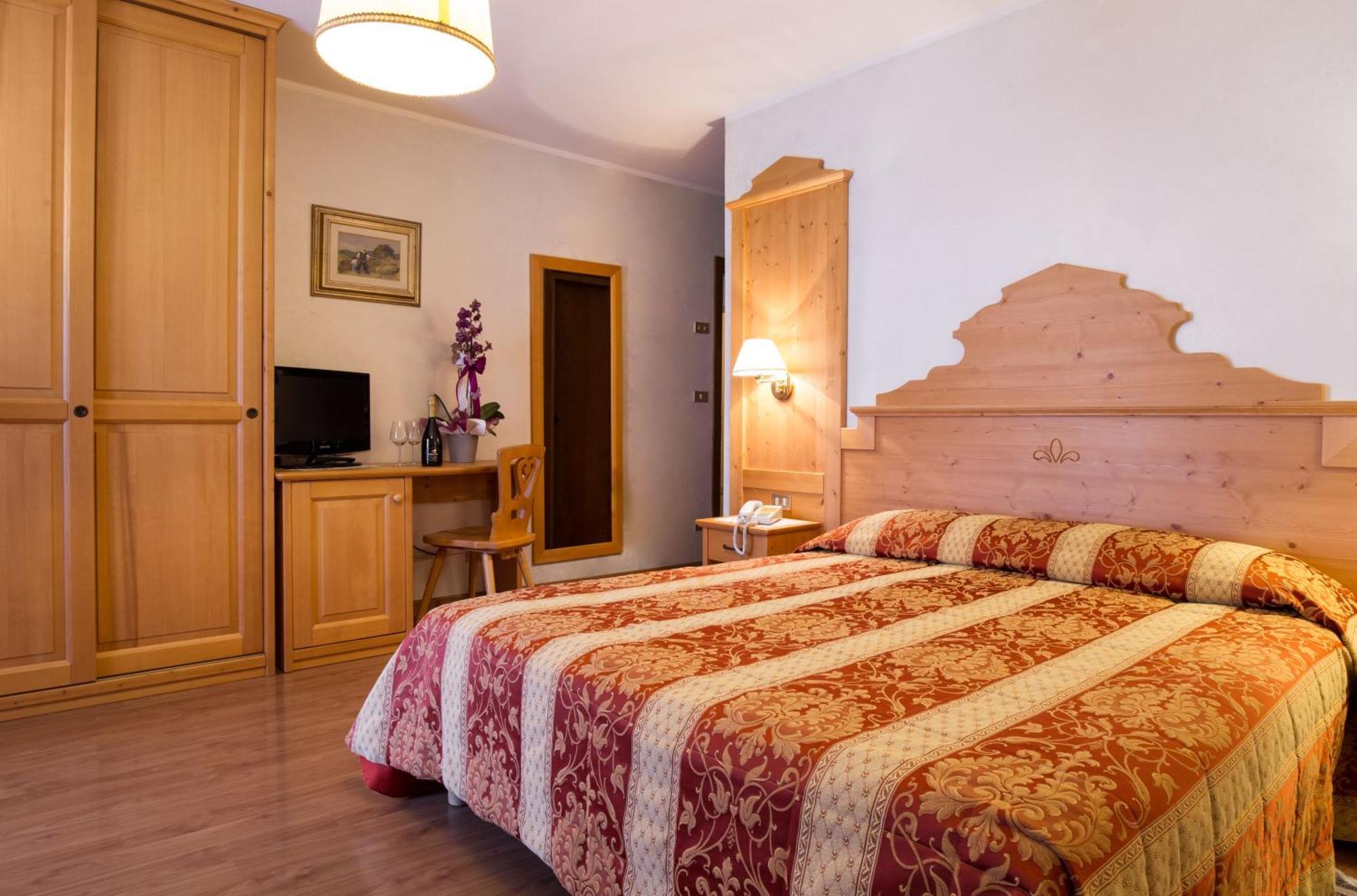 Hotel Al Prato Fiera Di Primiero Ngoại thất bức ảnh